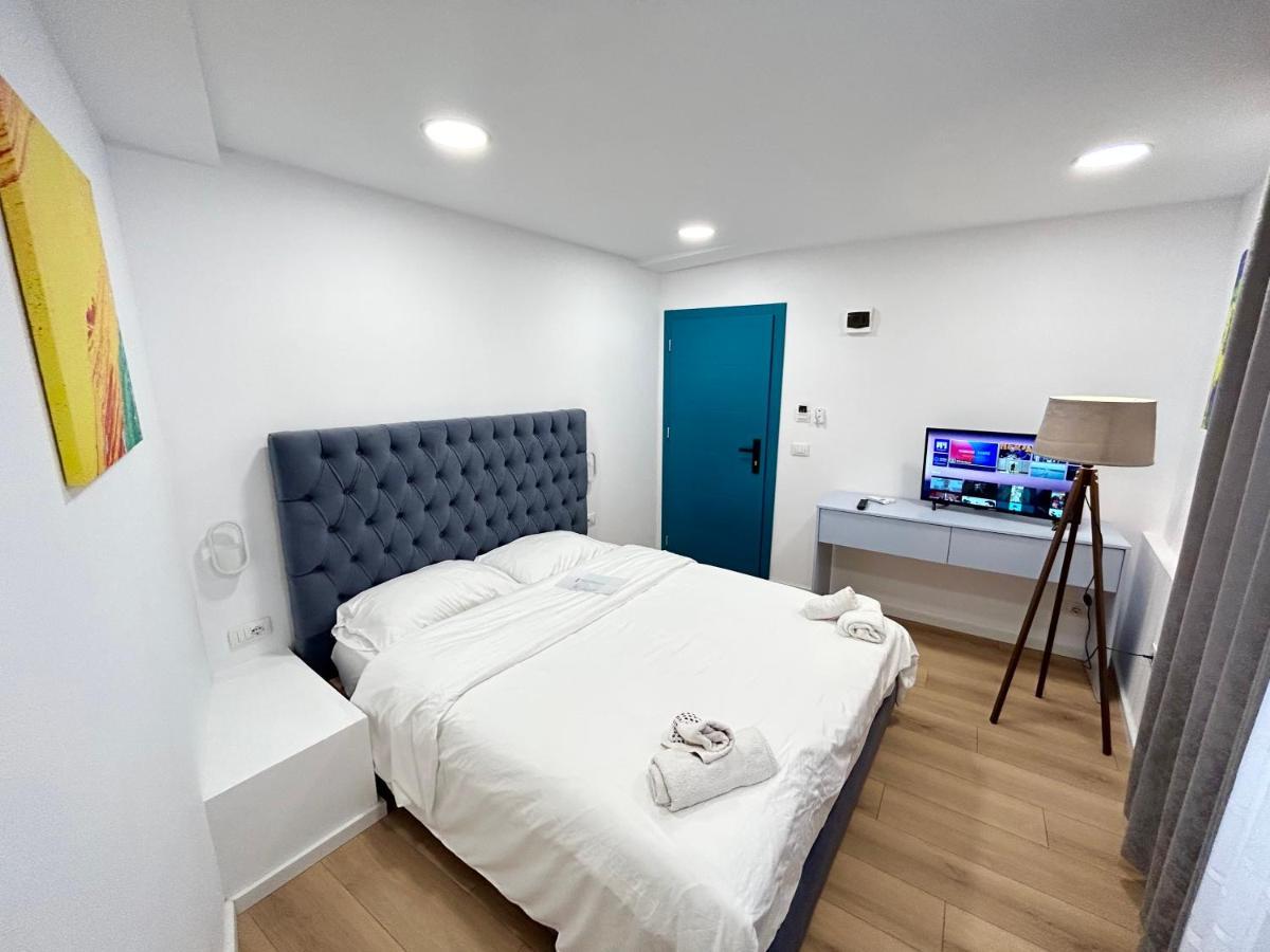 Tirana Inn Hotel 3*